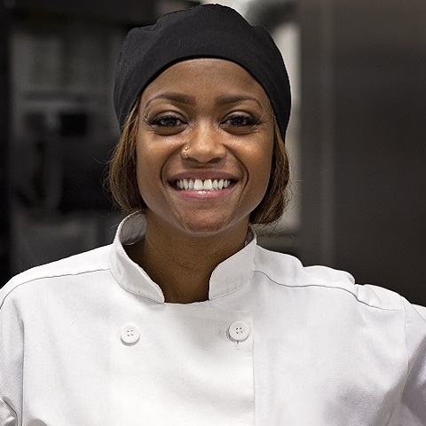 Tiffany-M TIFFANY MOORE, ONLINE CULINARY ARTS GRADUATE & U.S. Army Veteran